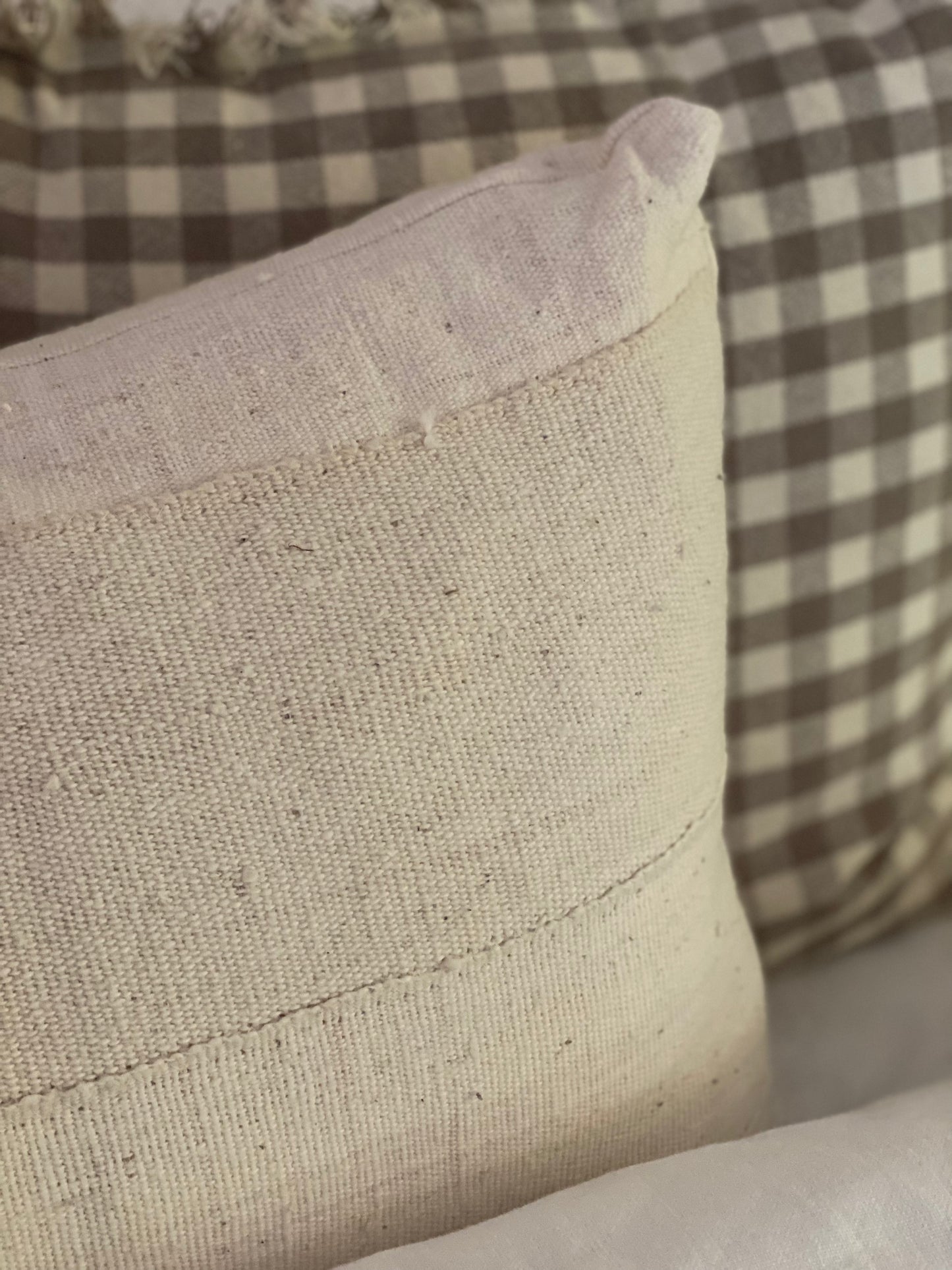 Nomad Cushion Natural